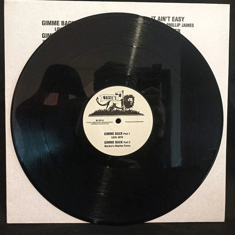 Love Joys – Gimme Back
