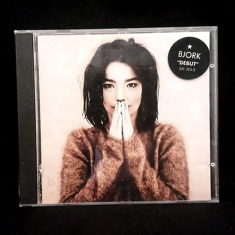 Björk – Debut Front